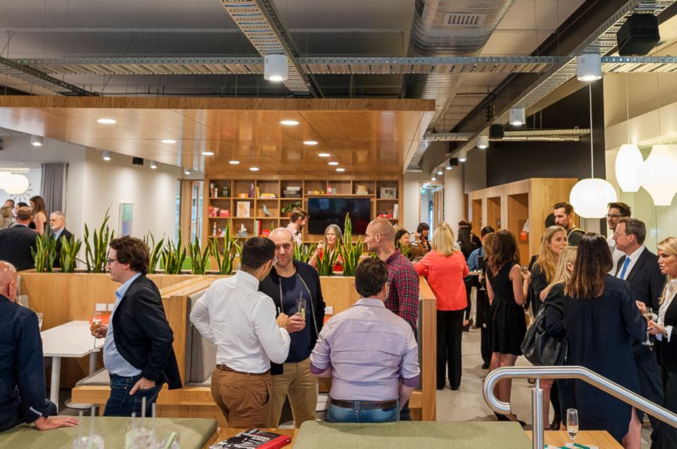 Who uses Coworking