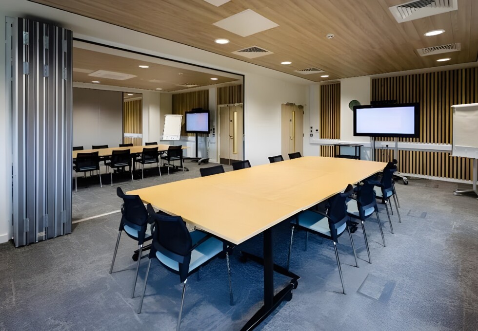 Meeting rooms in Platinum Way, Oxford Innovation Ltd, Cheshunt