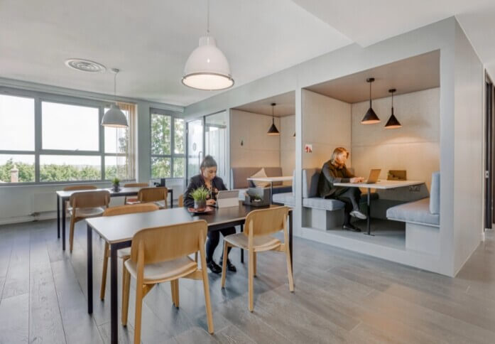 Breakout space in High Street, Regus (Epping)