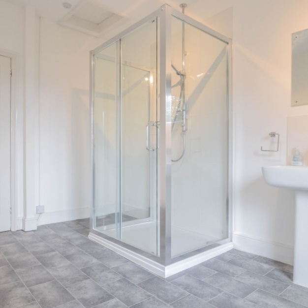 The showers at Port Hill, WBOC Ltd in Hertford