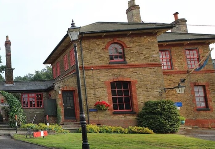 Building pictures of The Street, Mallard House Business Centre at Ipswich
