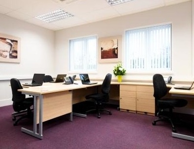 Dedicated workspace, Station Road, Kings House Management (UK) Ltd in Kings Langley