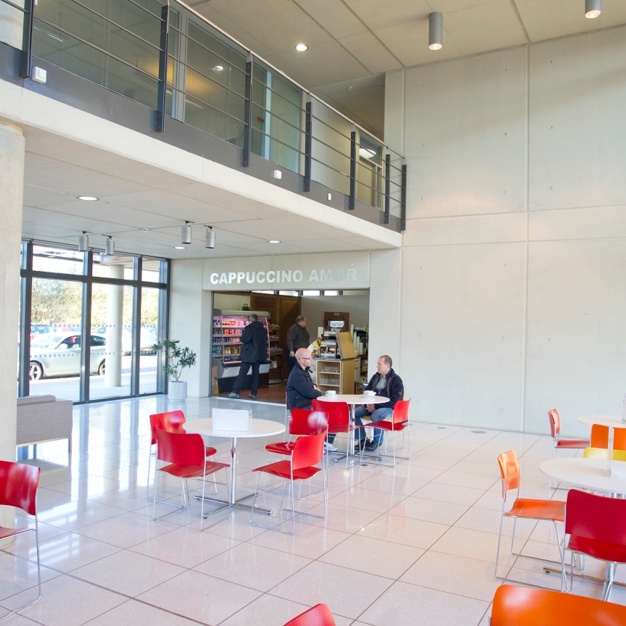 Client Breakout space - Butterfield, Regus in Luton