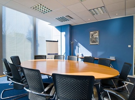 Meeting room - High Street, Regus in Potters Bar