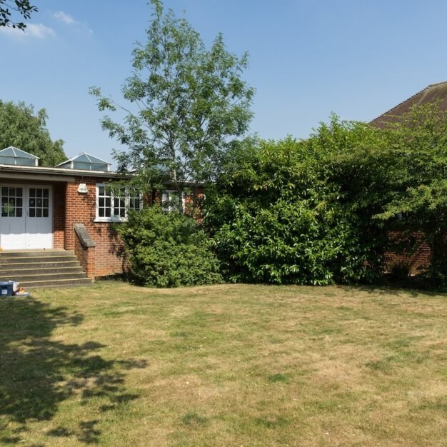 Outdoor space at Alexander Road, Biz-Space (St Albans)