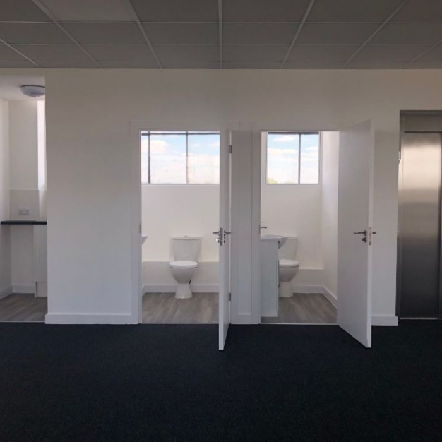 Bathroom facility in Thames Industrial Park, Wrest Park Ltd (Tilbury)