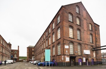 Building pictures of Brookfield Road, Biz-Space at Arnold