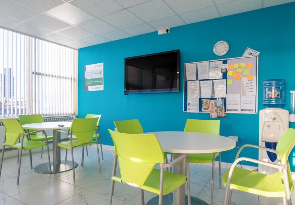 A breakout area in Charles Street, Omnia Offices, Leicester