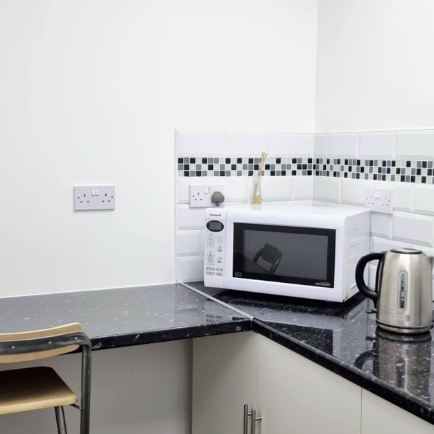 Kitchen at Warren Park Way, Paintin Places Properties in Leicester