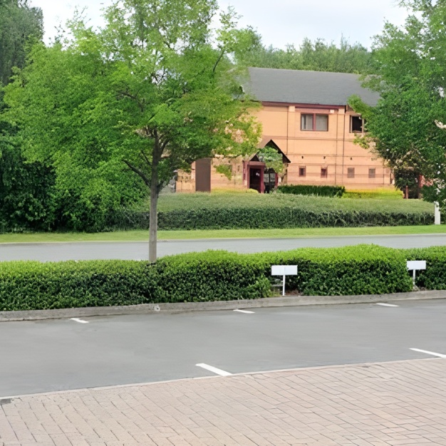 Parking at Warren Park Way, Paintin Places Properties in Leicester