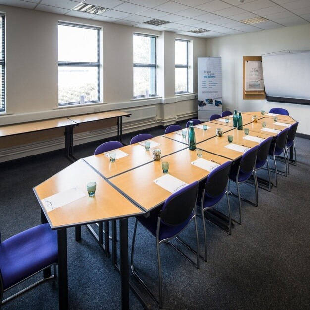 Meeting room - Hamilton Way, Oxford Innovation Ltd in Mansfield
