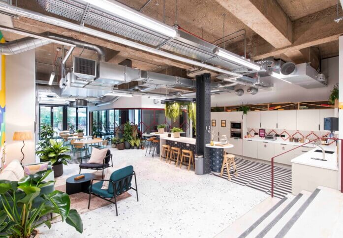 Kitchen area - Whitechapel Road, Runway East (Aldgate East)