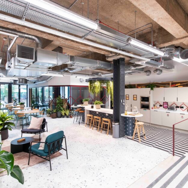 Kitchen area - Whitechapel Road, Runway East (Aldgate East)