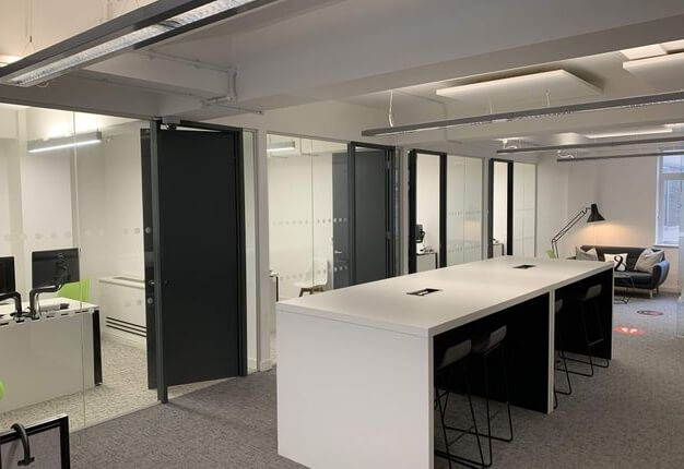 Breakout area in Houndsditch, Clockhouse Property Consulting Limited (Aldgate)