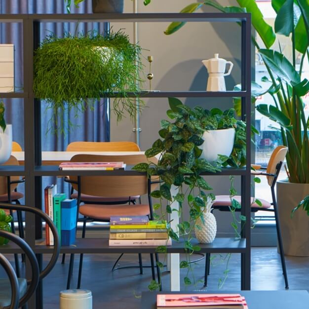 Breakout space for clients - Whitechapel High Street, FORA in Aldgate