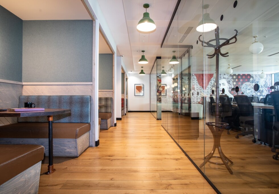 Enjoy the communal space in Leman Street, InfinitSpace in Aldgate