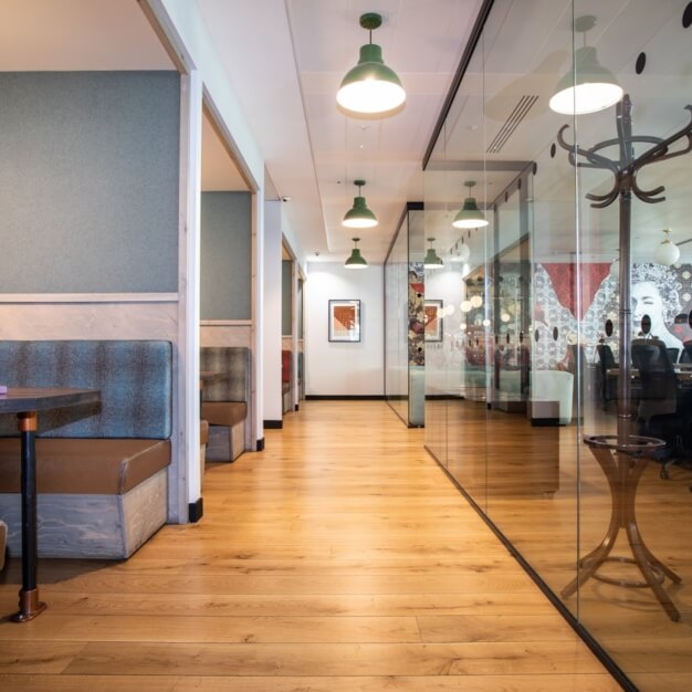 Enjoy the communal space in Leman Street, InfinitSpace in Aldgate