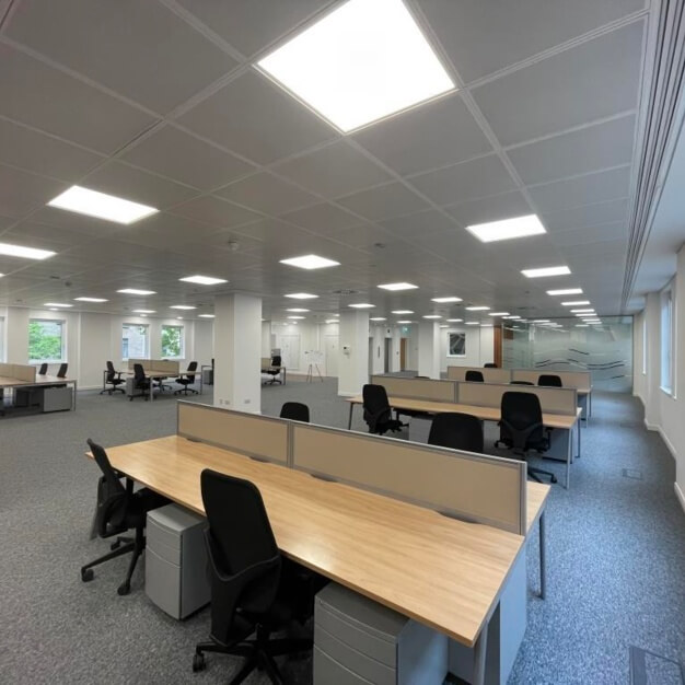 Private workspace, Leadenhall Street, One Avenue in Aldgate