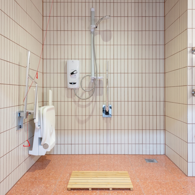 Showers at Middlesex Street, The Boutique Workplace Company in Aldgate