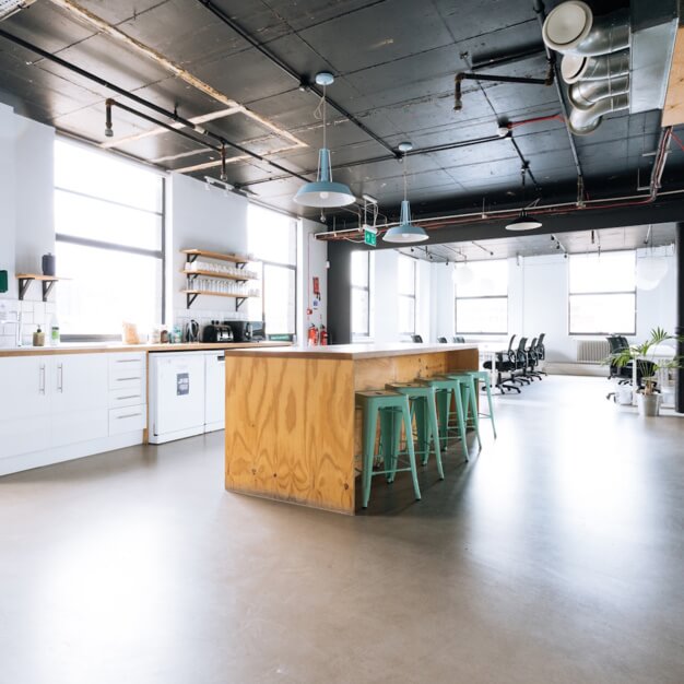 Use the kitchen at Leman Street, Techspace (Aldgate)