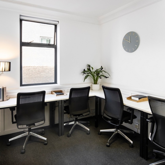 Dedicated workspace, City Road, EC1 Offices in Angel