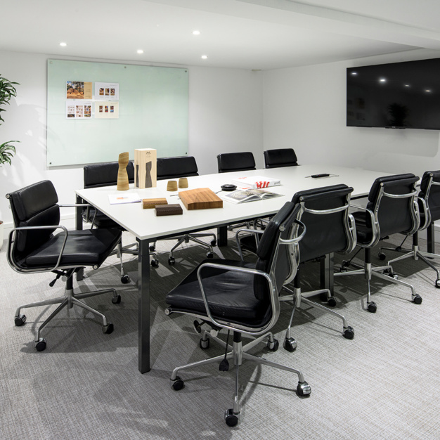 The meeting room at City Road, EC1 Offices in Angel