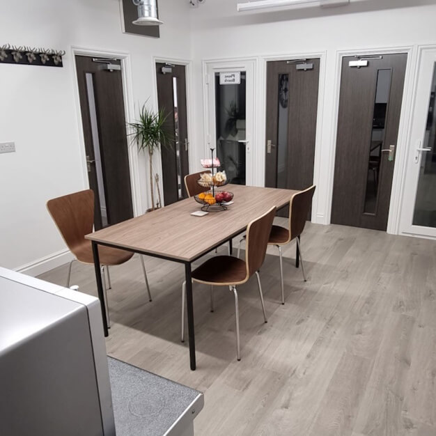 Client Breakout space - Elthorne Road, Kozmik Work Space Ltd in Archway