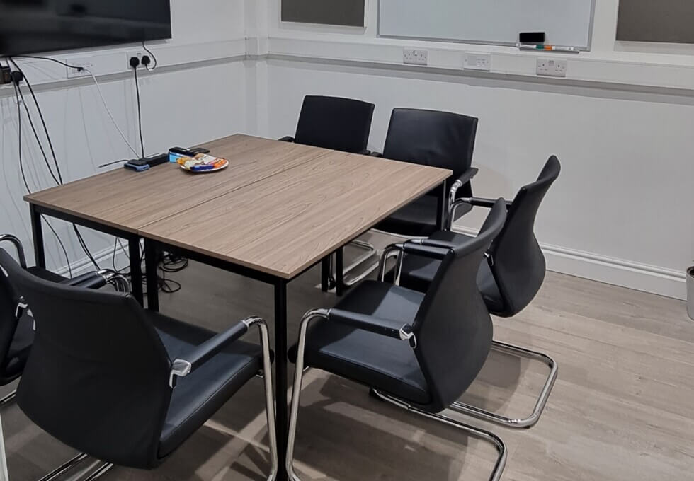 Meeting room - Elthorne Road, Kozmik Work Space Ltd in Archway