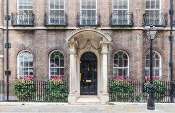 Building pictures of Frederick's Place, The Boutique Workplace Company at Bank