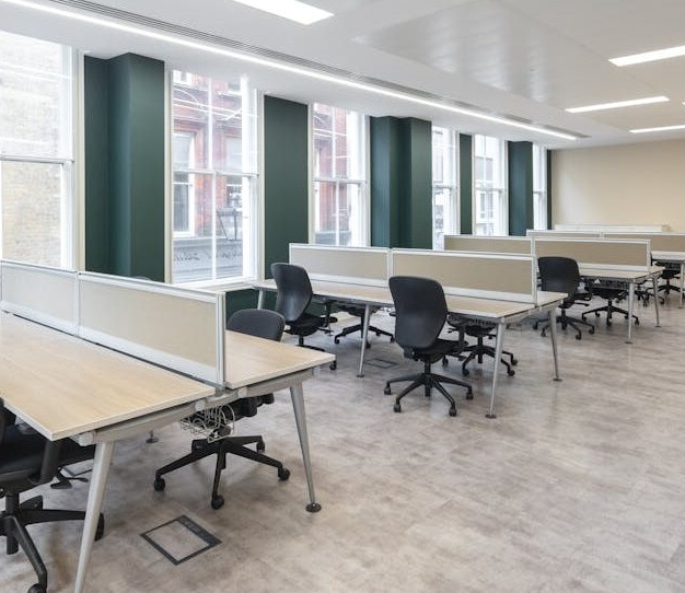 Dedicated workspace in Bow Lane, Rubix, Bank