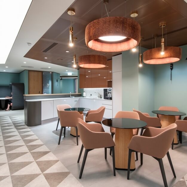Use the kitchen at King William Street, Argyll in Bank