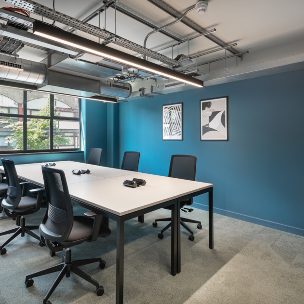 Dedicated workspace - Goswell Road, Spacemade in Barbican