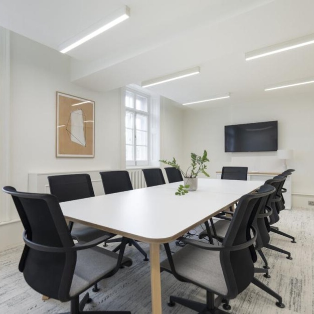 Dedicated meeting rooms in Grosvenor Place, Base Offices, Belgravia