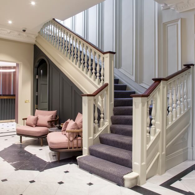 Hall/access at Eaton Gate, Argyll (Belgravia)