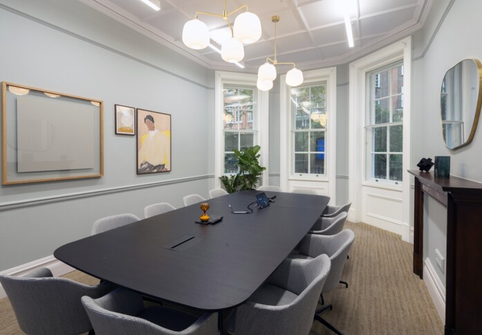 Meeting rooms at Buckingham Palace Road, The Arterial Group Ltd in Belgravia