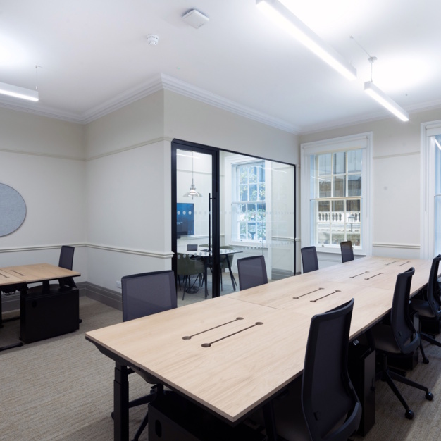 Private workspace, Buckingham Palace Road, The Arterial Group Ltd in Belgravia