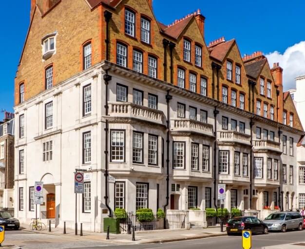 The building at Eaton Gate, Argyll in Belgravia