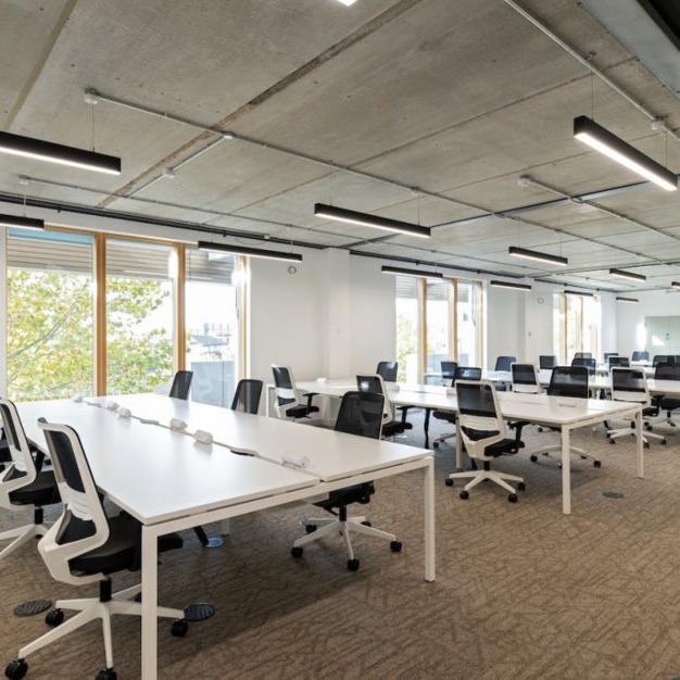 Private workspace in Bermondsey Square, RX (Bermondsey)
