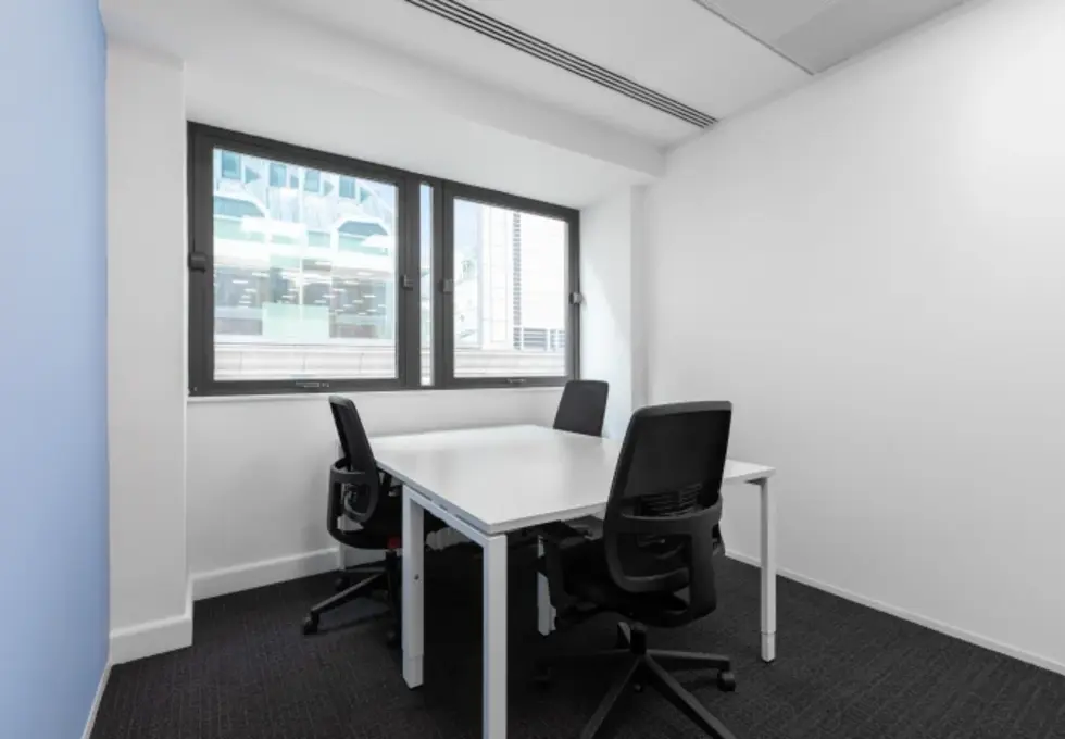 Unfurnished workspace at Tallis Street, Regus, Blackfriars
