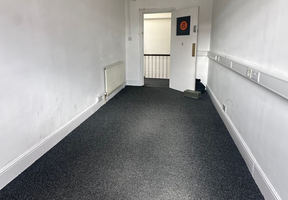 Unfurnished workspace - Lee Road in Blackheath, Savannahs (London) Ltd