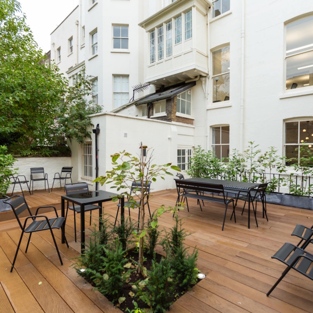 Outdoor space at Bloomsbury Place, Workpad Group Ltd (Bloomsbury)