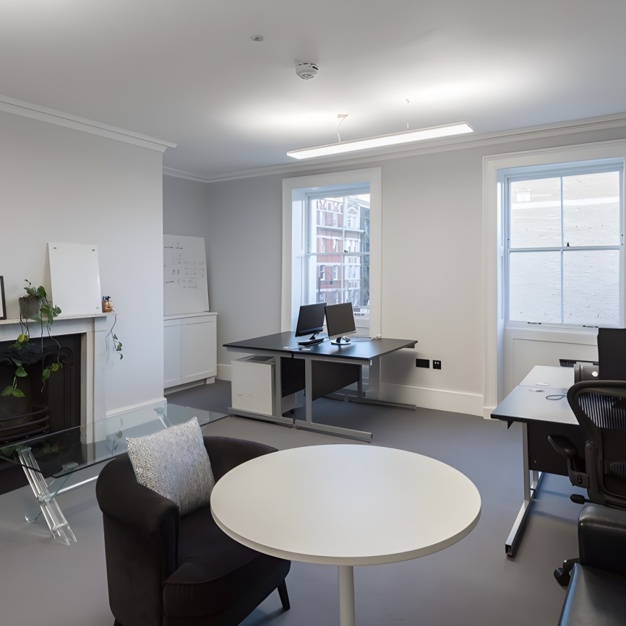 Private workspace in Bloomsbury Place, One Avenue (Bloomsbury)