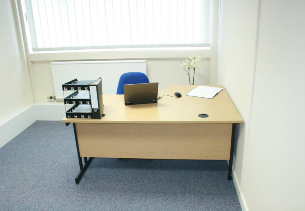 Private workspace in Stirling Way, Dynasty (UK) Limited (Borehamwood)