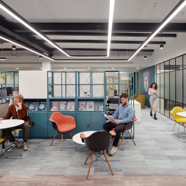 A breakout area in Borough High Street, Knowlemore Ltd, Borough