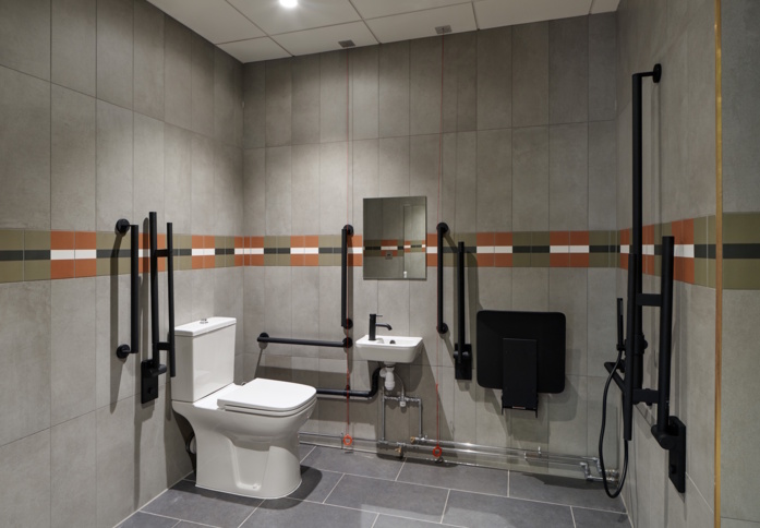Bathroom facility at Borough High Street, Knowlemore Ltd (Borough)