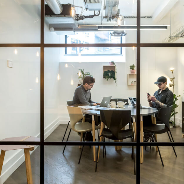 Boardroom at Long Lane, Uncommon in Borough