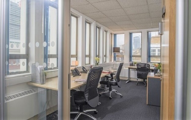 Dedicated workspace, Borough High Street, Regus in London
