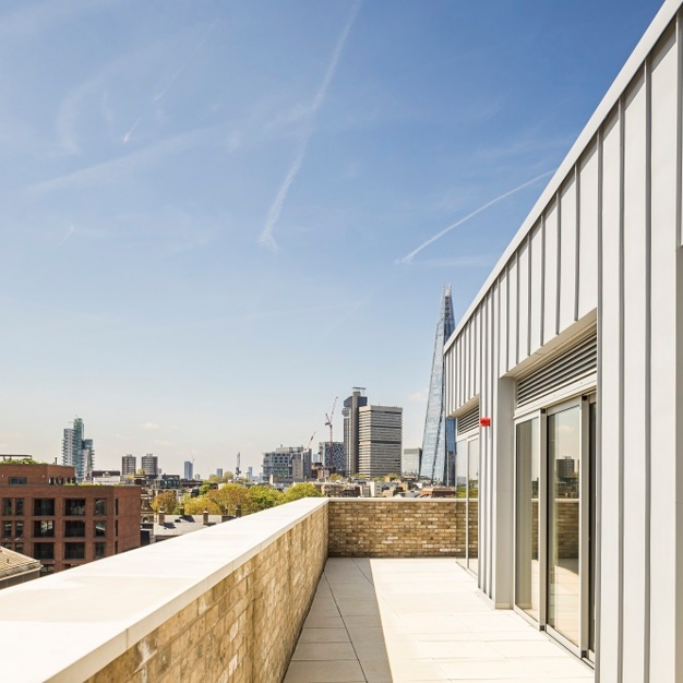 Roof terrace - Risborough Street, KNIGHT FRANK in Borough