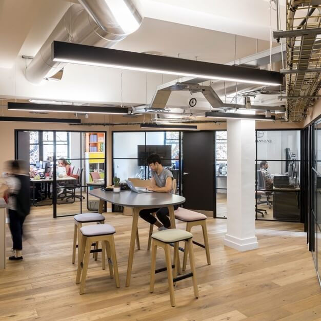 The Breakout area - Long Lane, Uncommon (Borough)