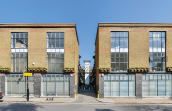 The building at Crosby Row, Unity Flexible Office Space in Borough